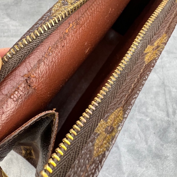 🌵Louis Vuitton Vintage Toiletey 26 Monogram🌵 - Picture 10 of 10